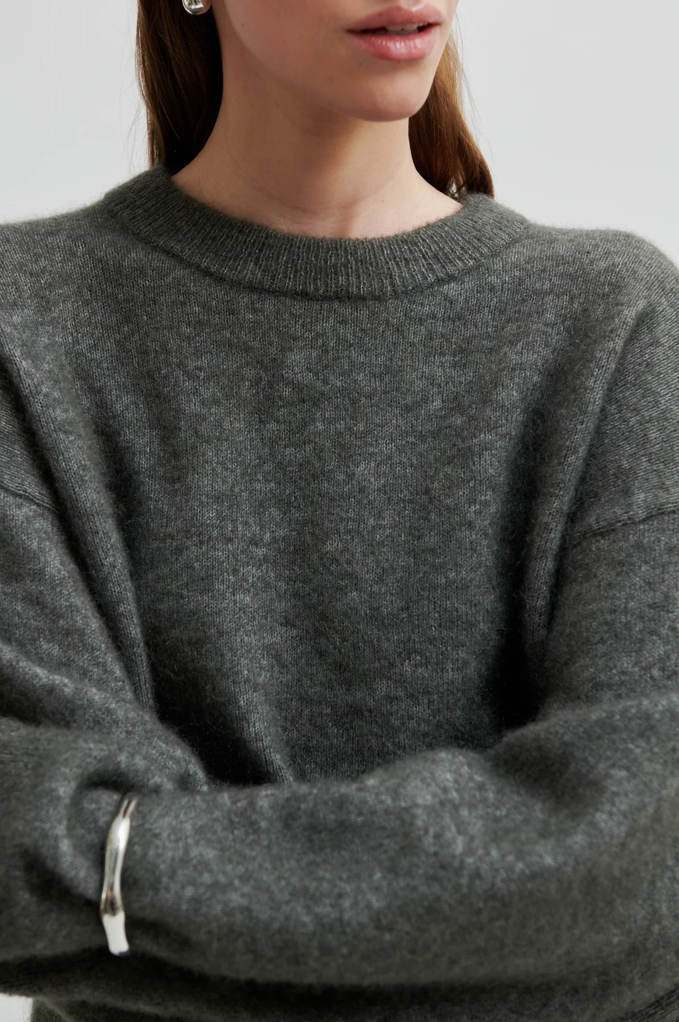 BROOK KNIT DROP SHOULDER O-NECK SECOND FEMALE