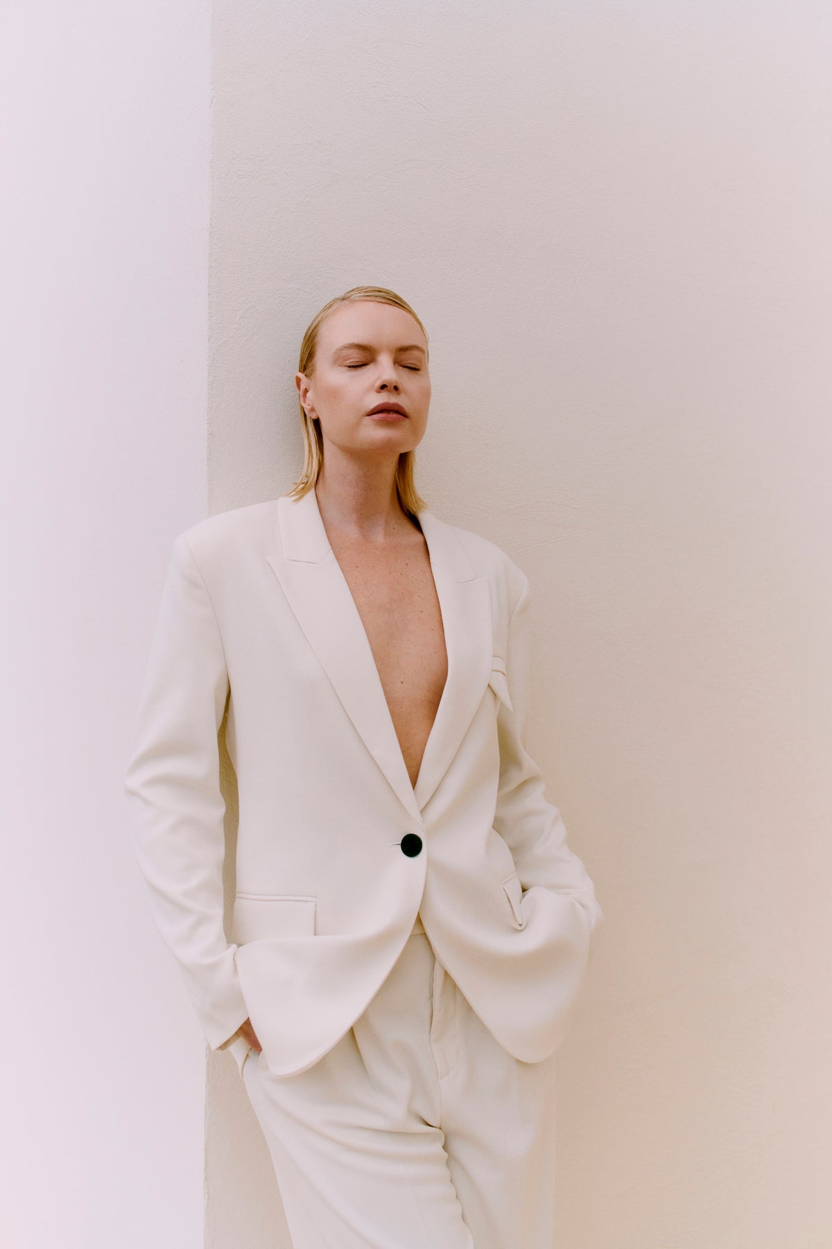 TAILOR KAVAJ