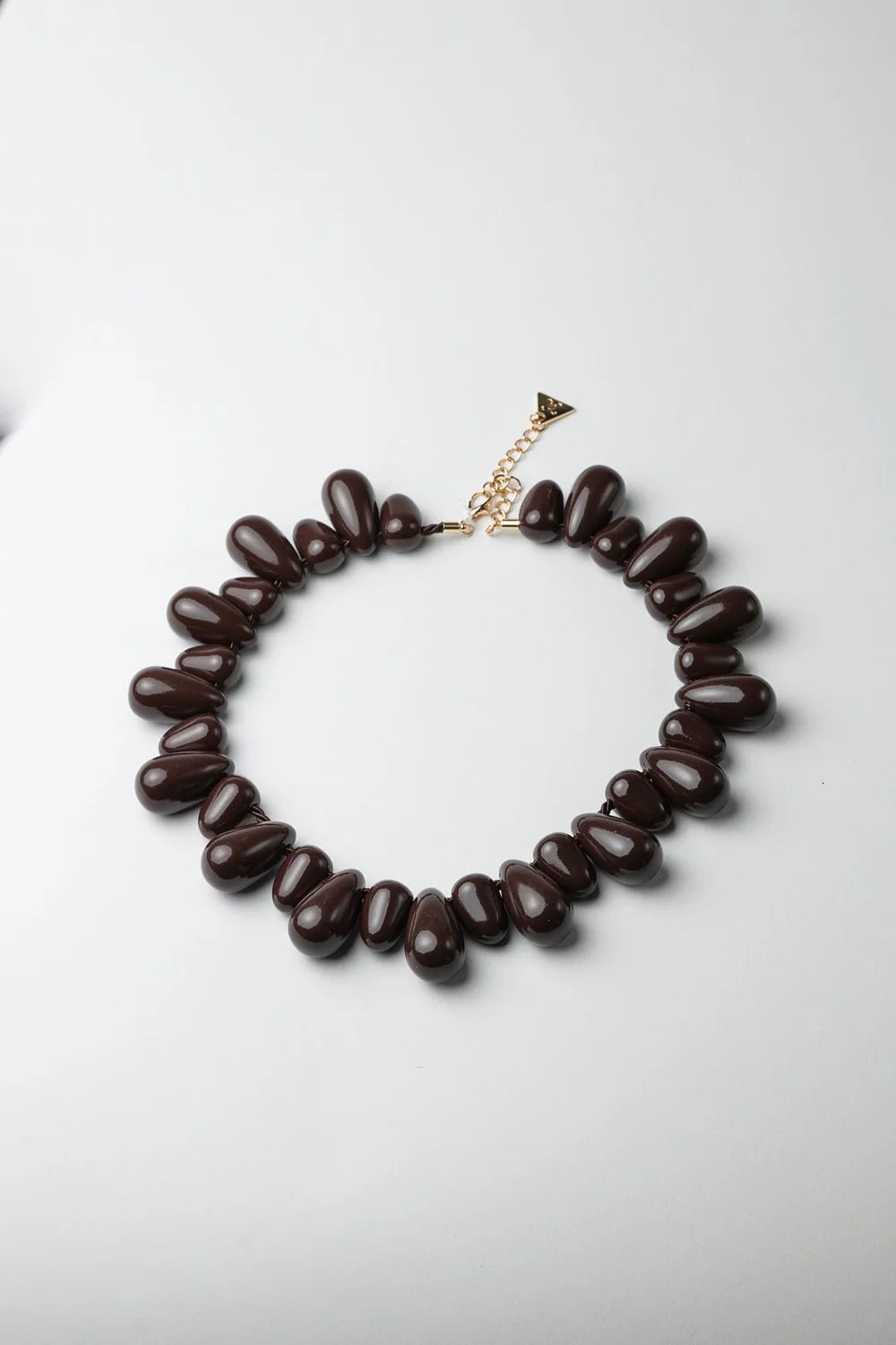 ZINA BIG NECKLACE BROWN BOW19