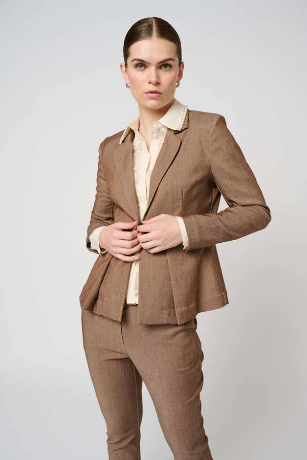 NATACHA BLAZER COSTA MANI