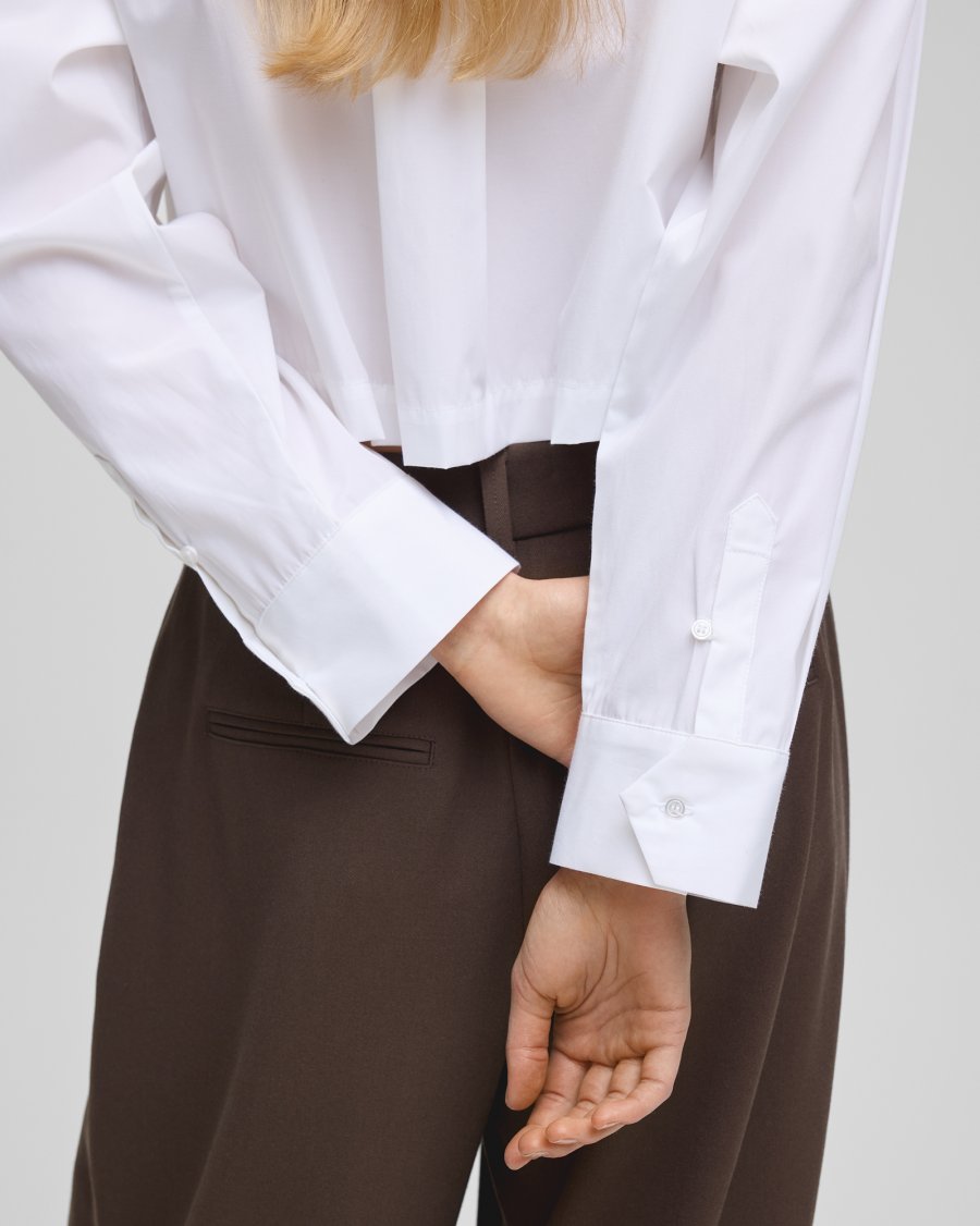 CROPPED WHITE SHIRT
