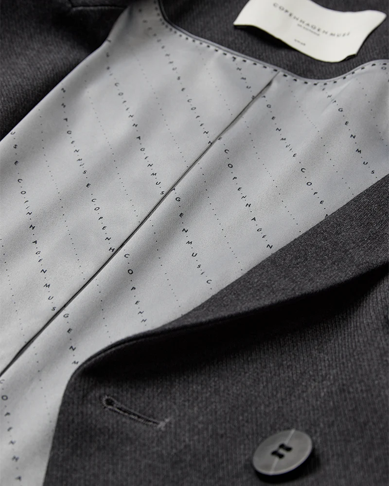 TAILOR KAVAJ
