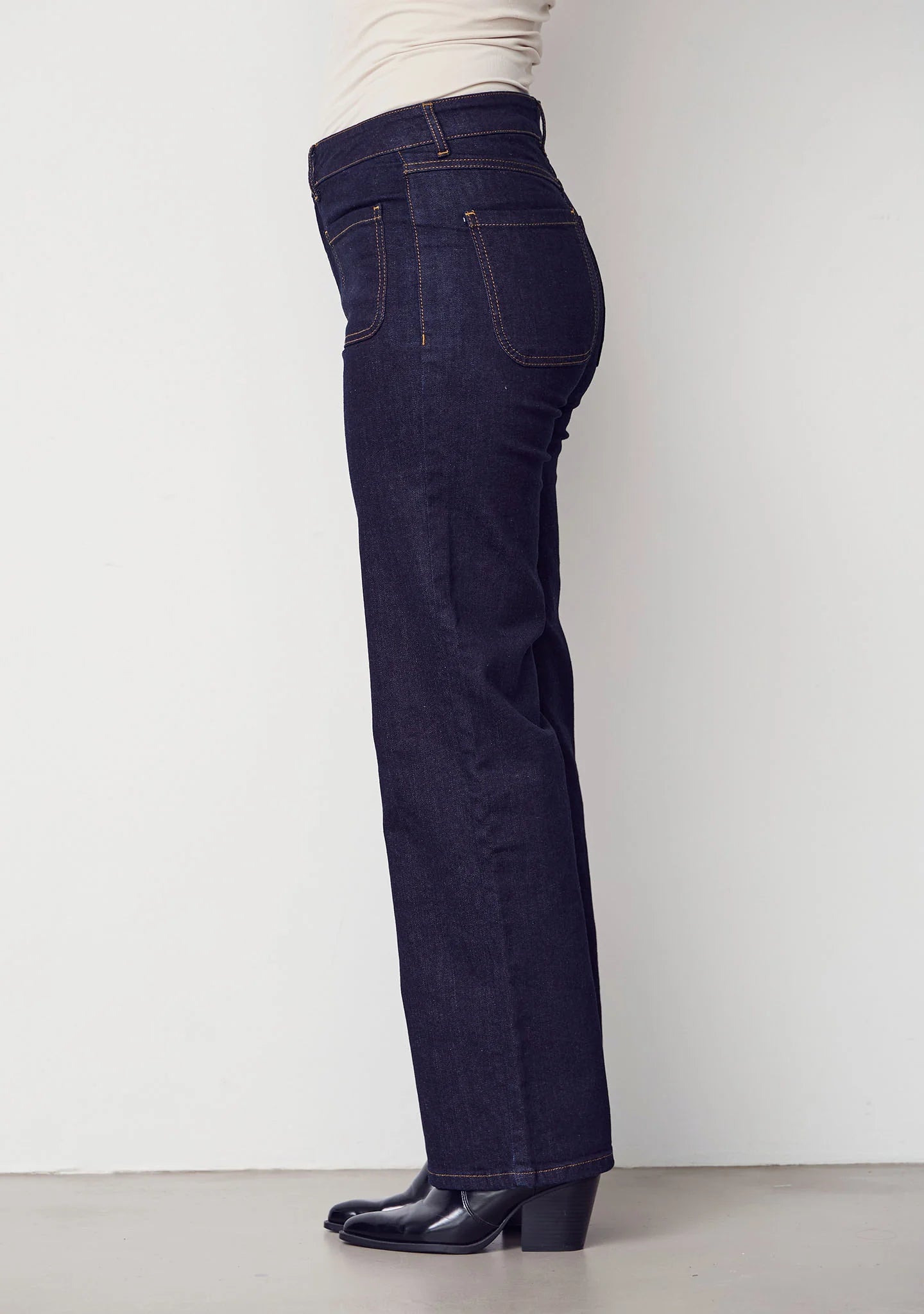BOLOGNA NEW JEANS UNWASHED DENIM ISAY