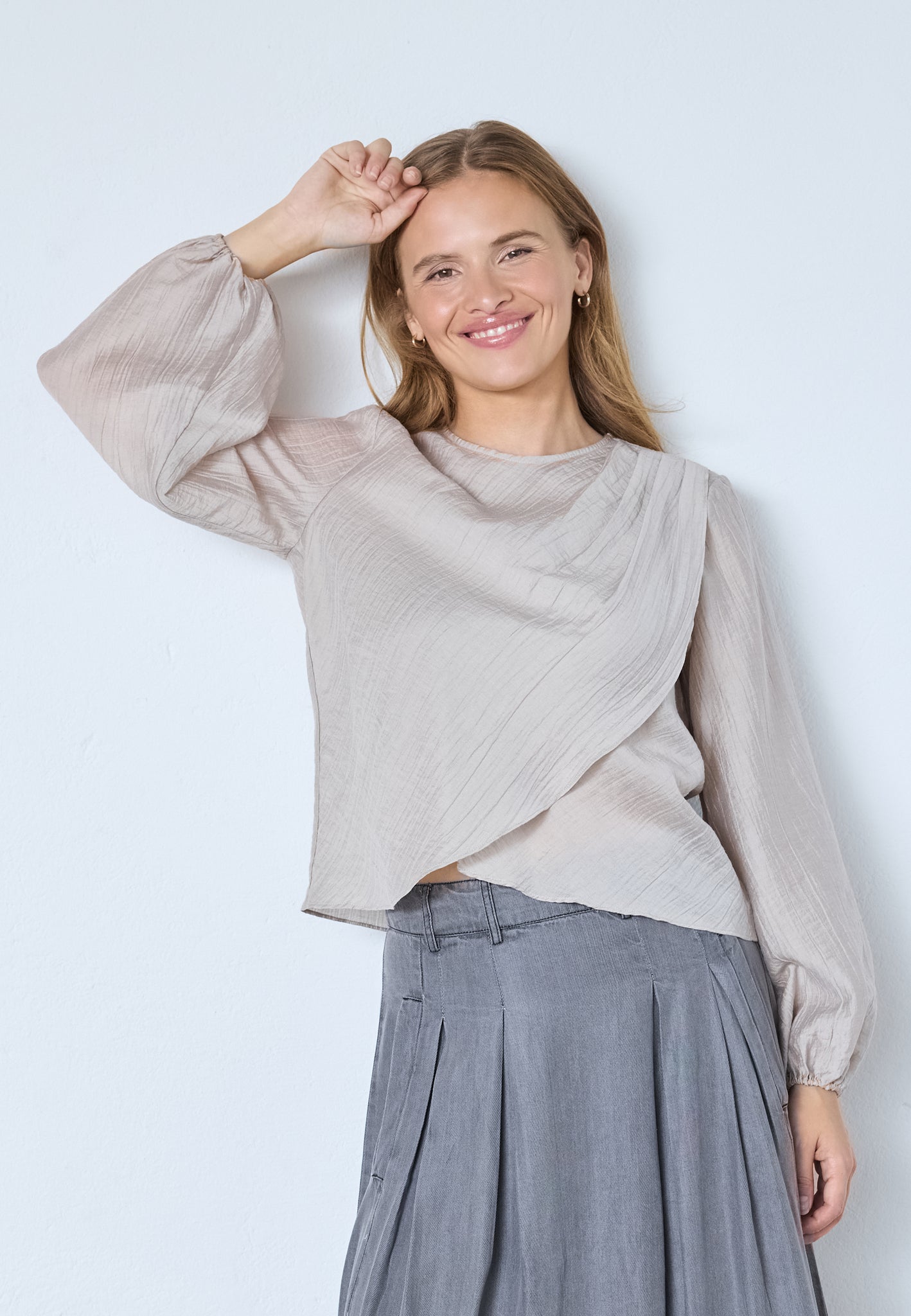 CONNY DRAPE BLOUSE