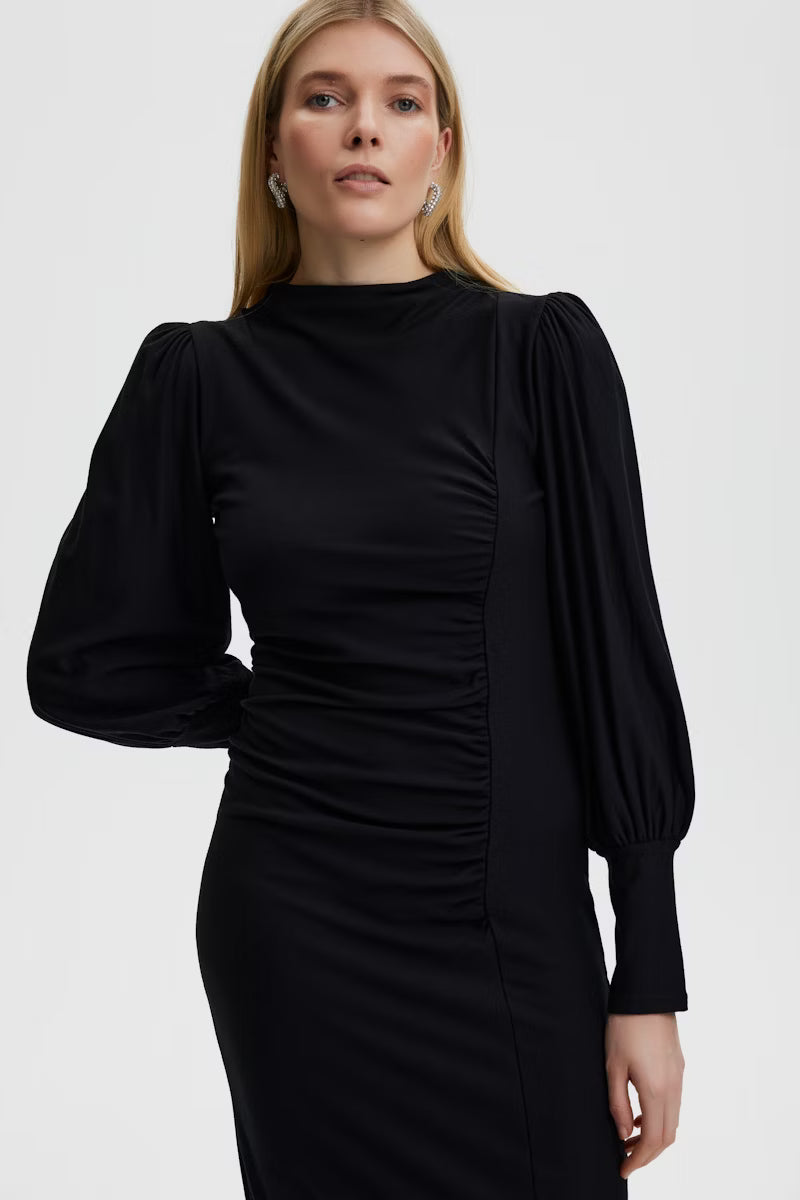 RIFA KLÄNNING