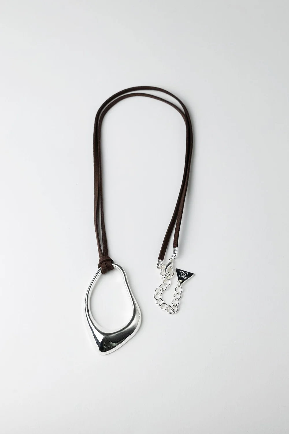 CIA LONG NECKLACE BOW19
