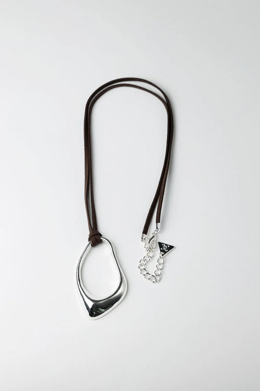CIA LONG NECKLACE BOW19