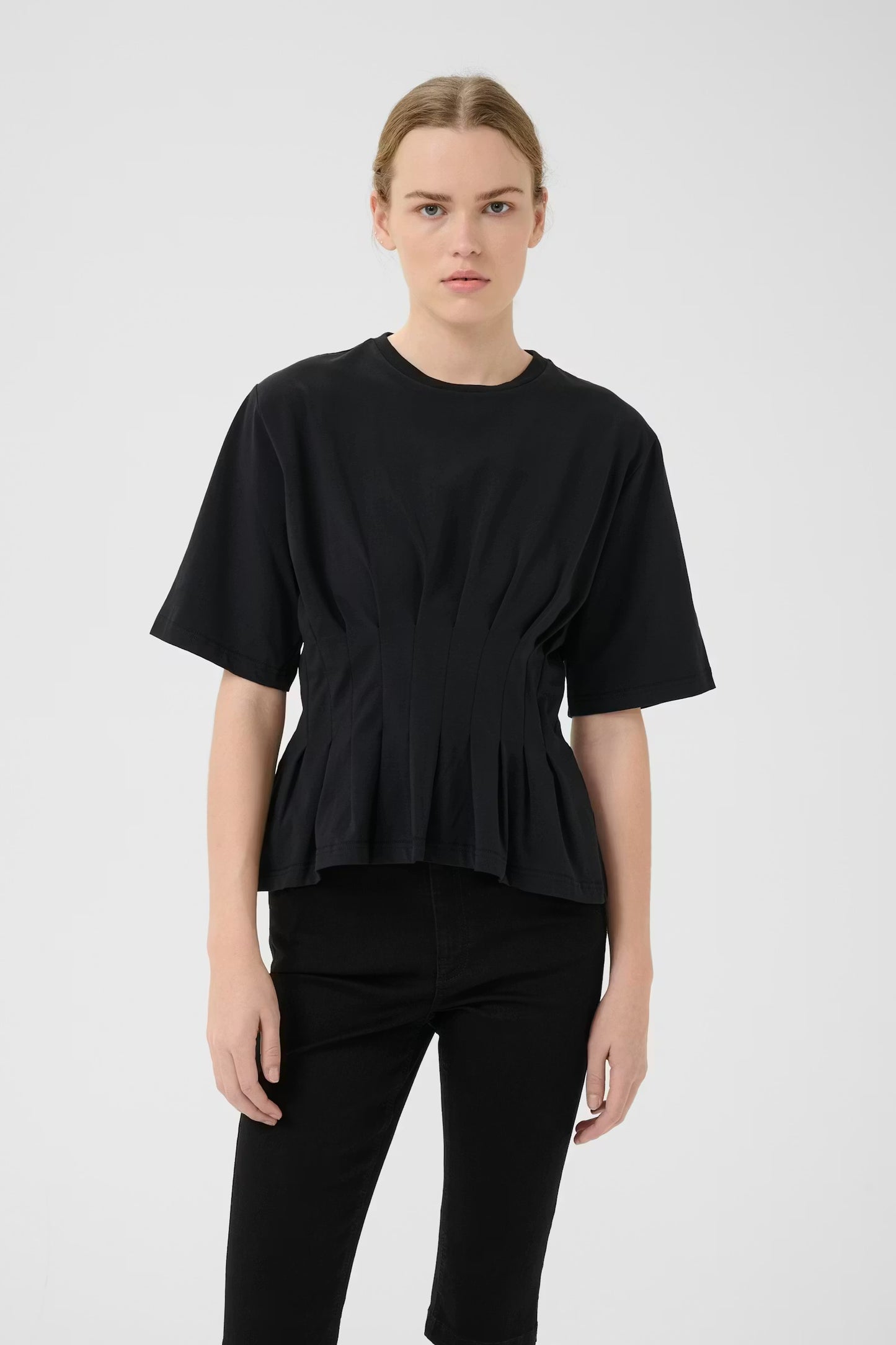 INEZ TOP GESTUZ BLACK