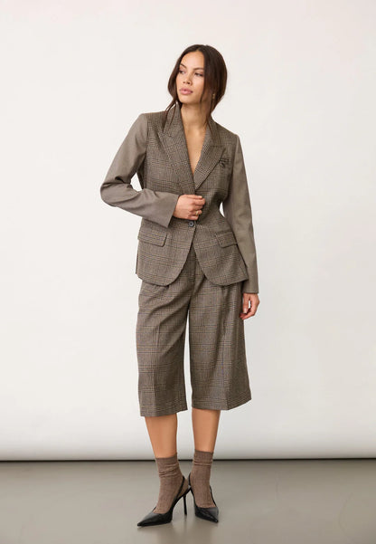 VEYA BLAZER CO COUTURE