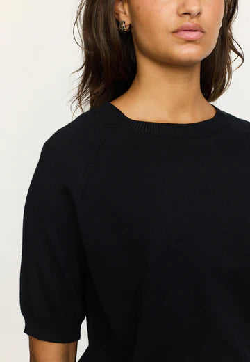 MARLA ONECK SOFT REBELS
