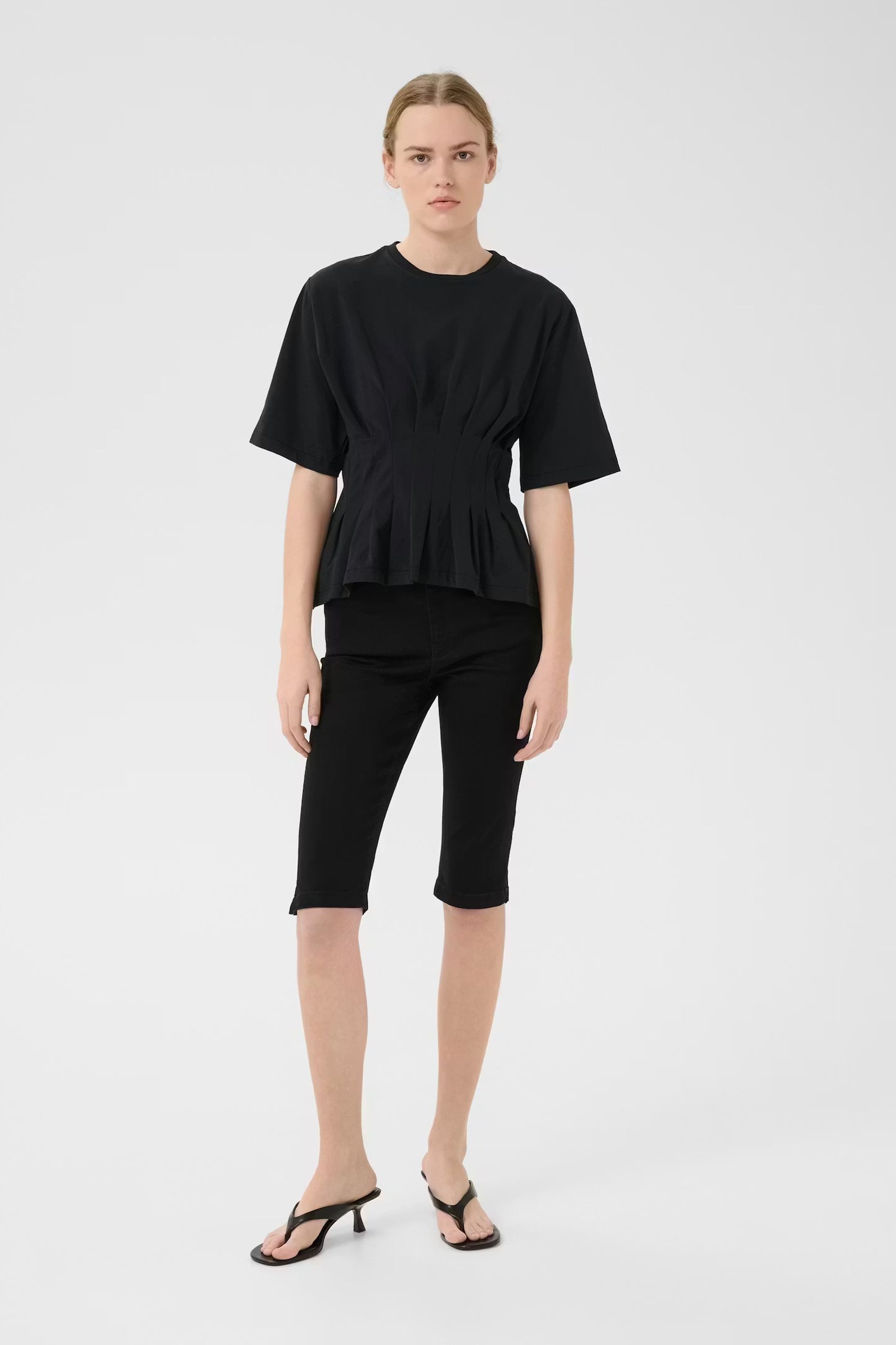 INEZ TOP GESTUZ BLACK