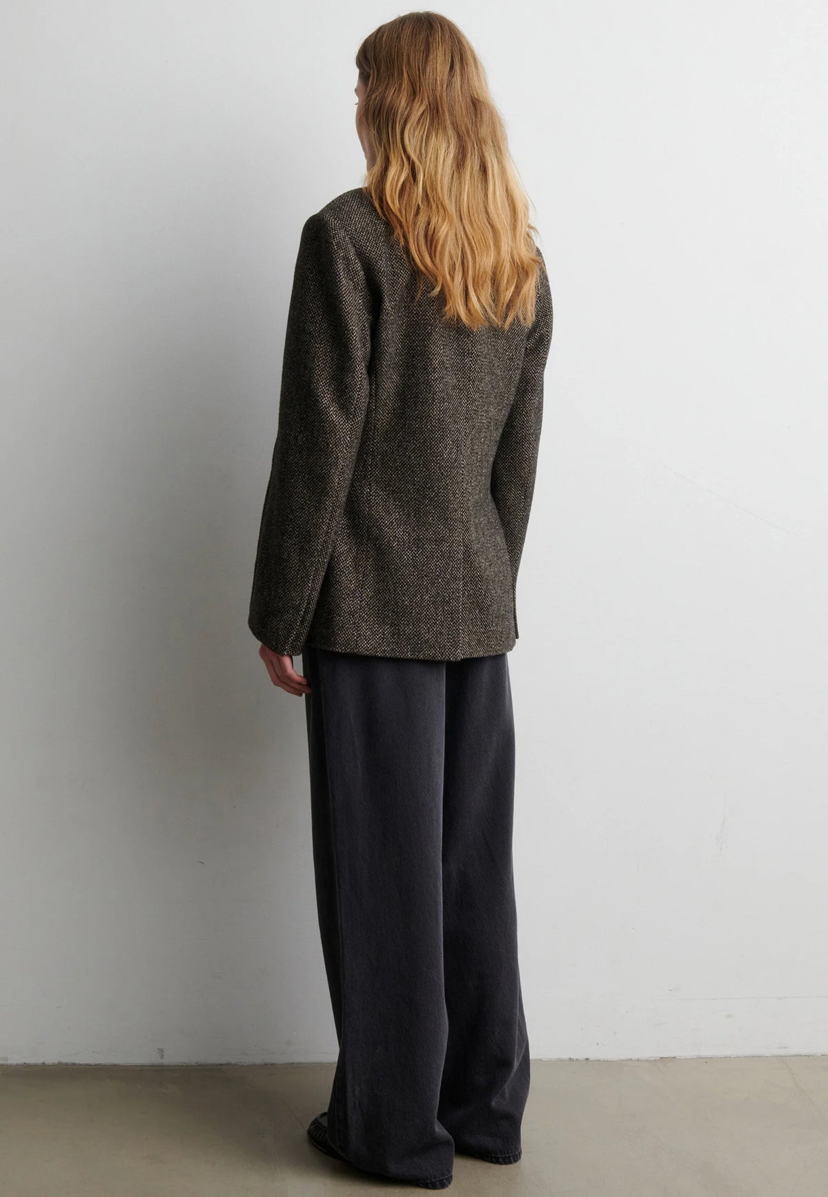 EMI NEW BLAZER SECOND FEMALE