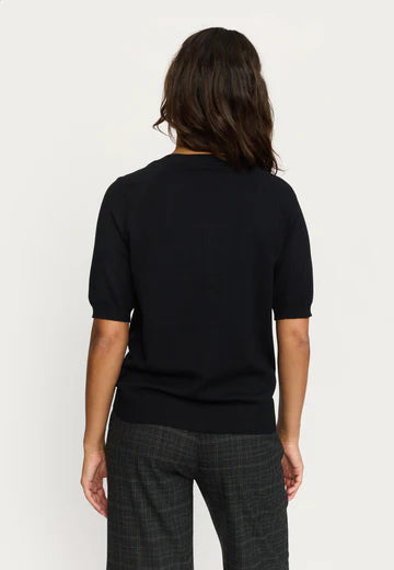 MARLA ONECK SOFT REBELS