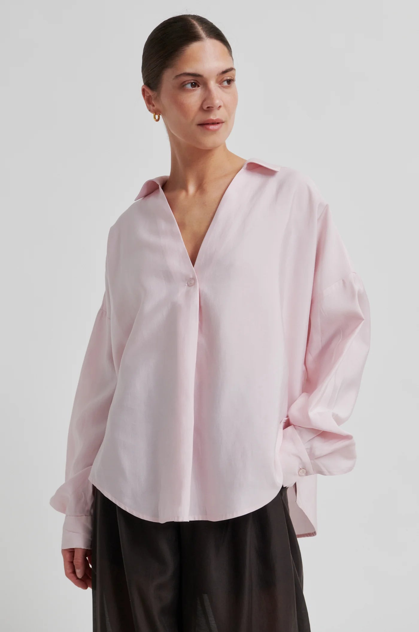 TIMELINE BLOUSE SECOND FEMALE