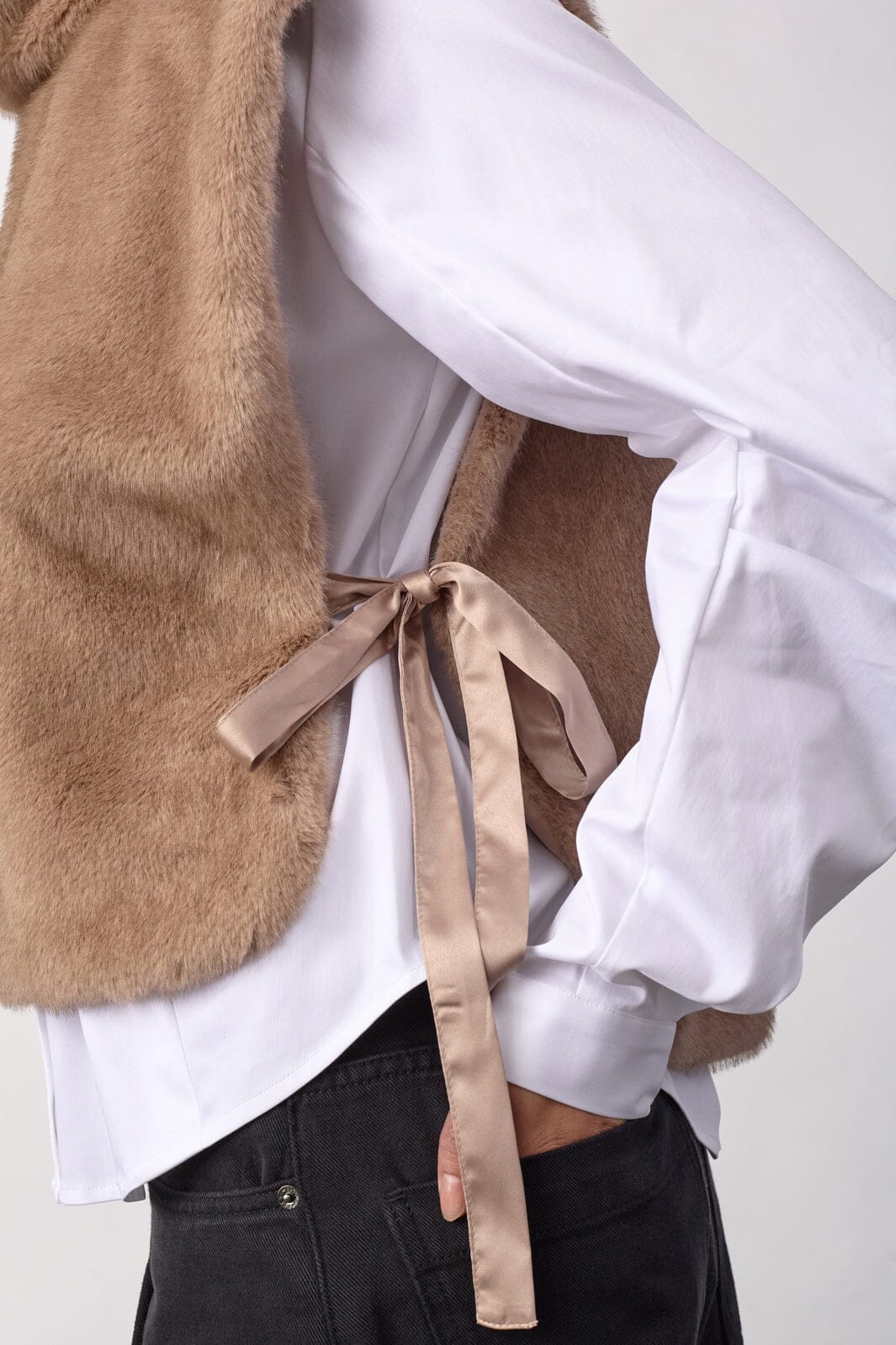 FERA FAUX VÄST CO COUTURE