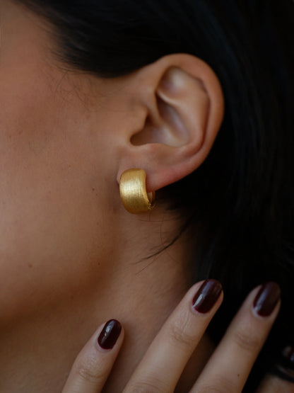 BRUSHED DOME HOOPS GULD