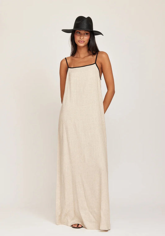 AMANDA LINE DRESS LIVE