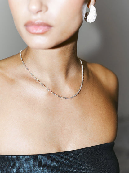 TWISTED ROPE NECKLACE SILVER